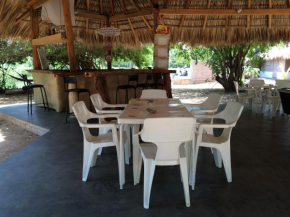 Отель Mondala Hostal Carrizalillo  Пуэрто-Эскондидо
